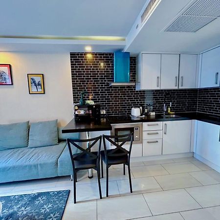 Grand Avenue Residence Condominium Pattaya ภายนอก รูปภาพ