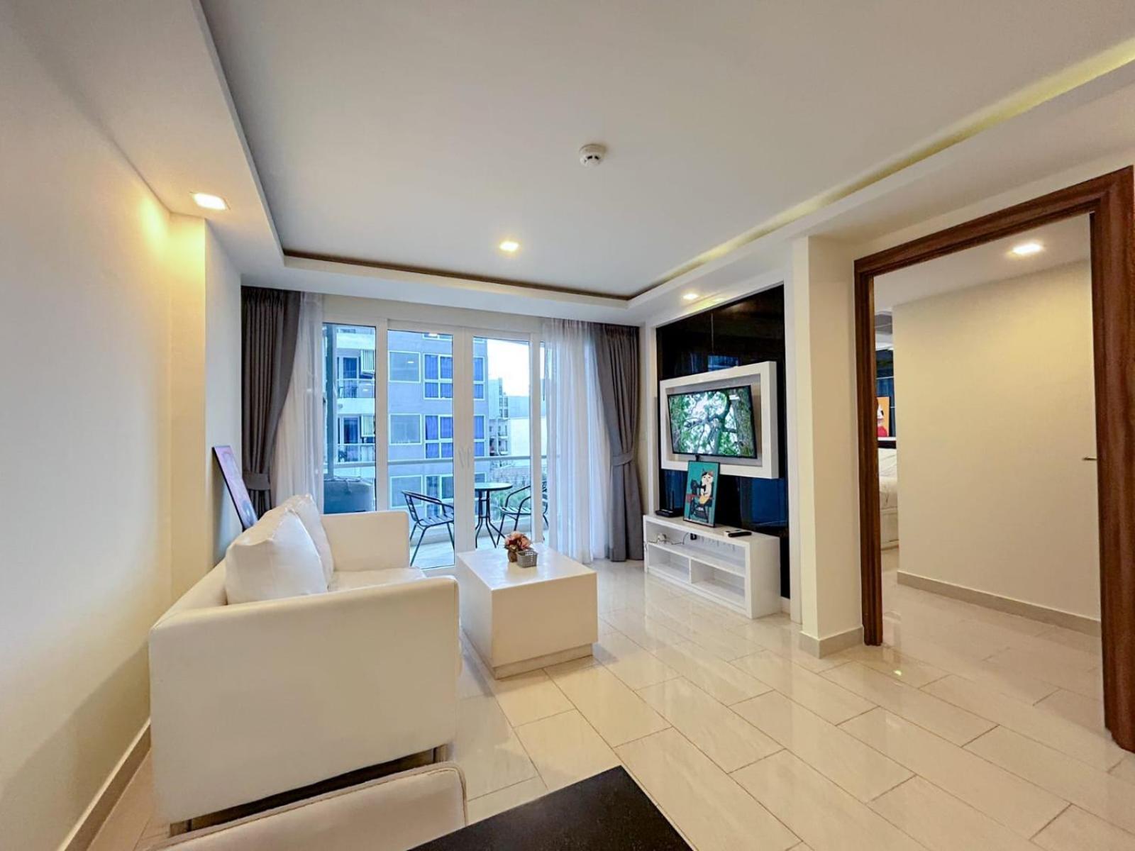Grand Avenue Residence Condominium Pattaya ภายนอก รูปภาพ
