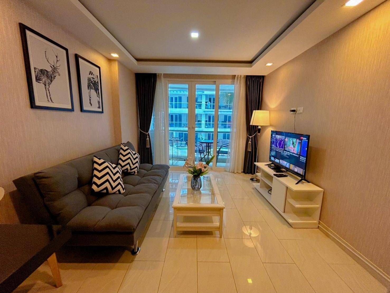 Grand Avenue Residence Condominium Pattaya ภายนอก รูปภาพ