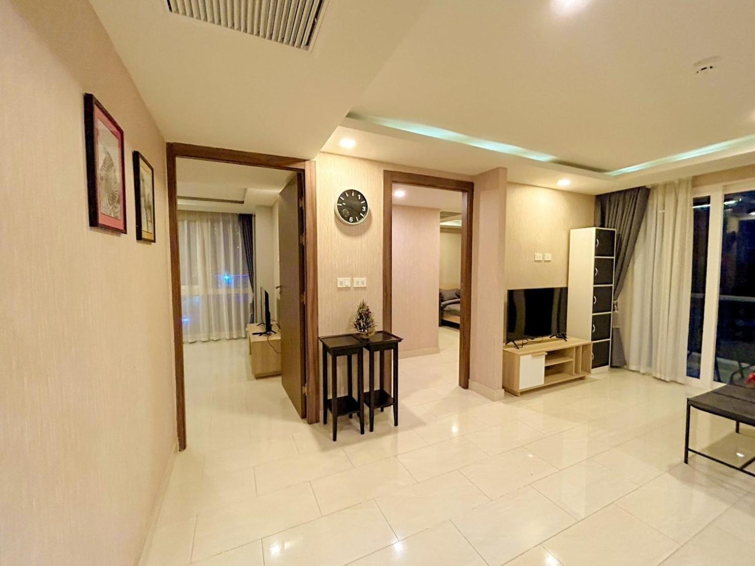 Grand Avenue Residence Condominium Pattaya ภายนอก รูปภาพ