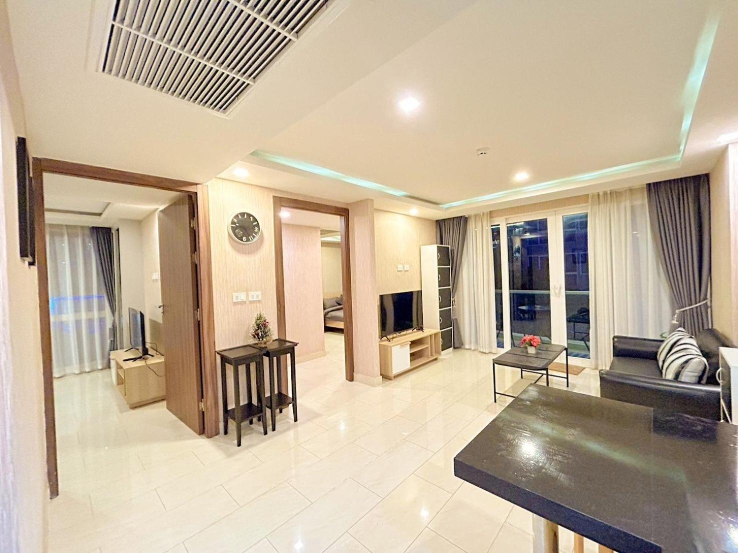 Grand Avenue Residence Condominium Pattaya ภายนอก รูปภาพ
