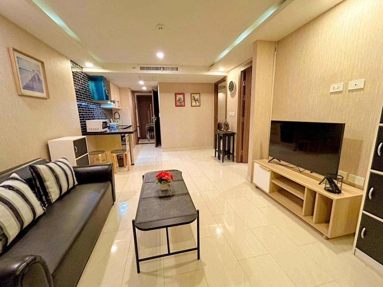 Grand Avenue Residence Condominium Pattaya ภายนอก รูปภาพ