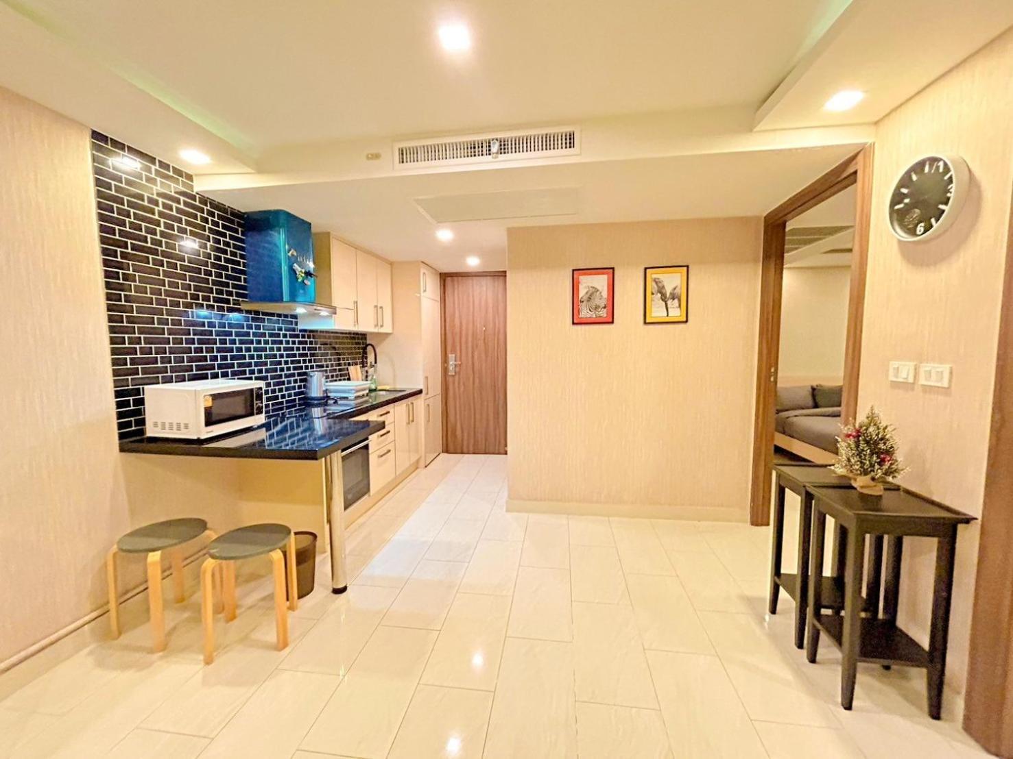 Grand Avenue Residence Condominium Pattaya ภายนอก รูปภาพ