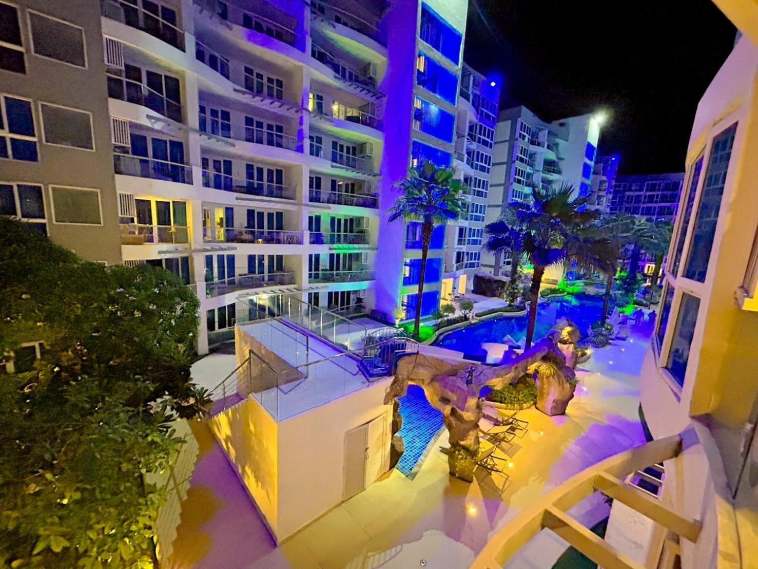 Grand Avenue Residence Condominium Pattaya ภายนอก รูปภาพ