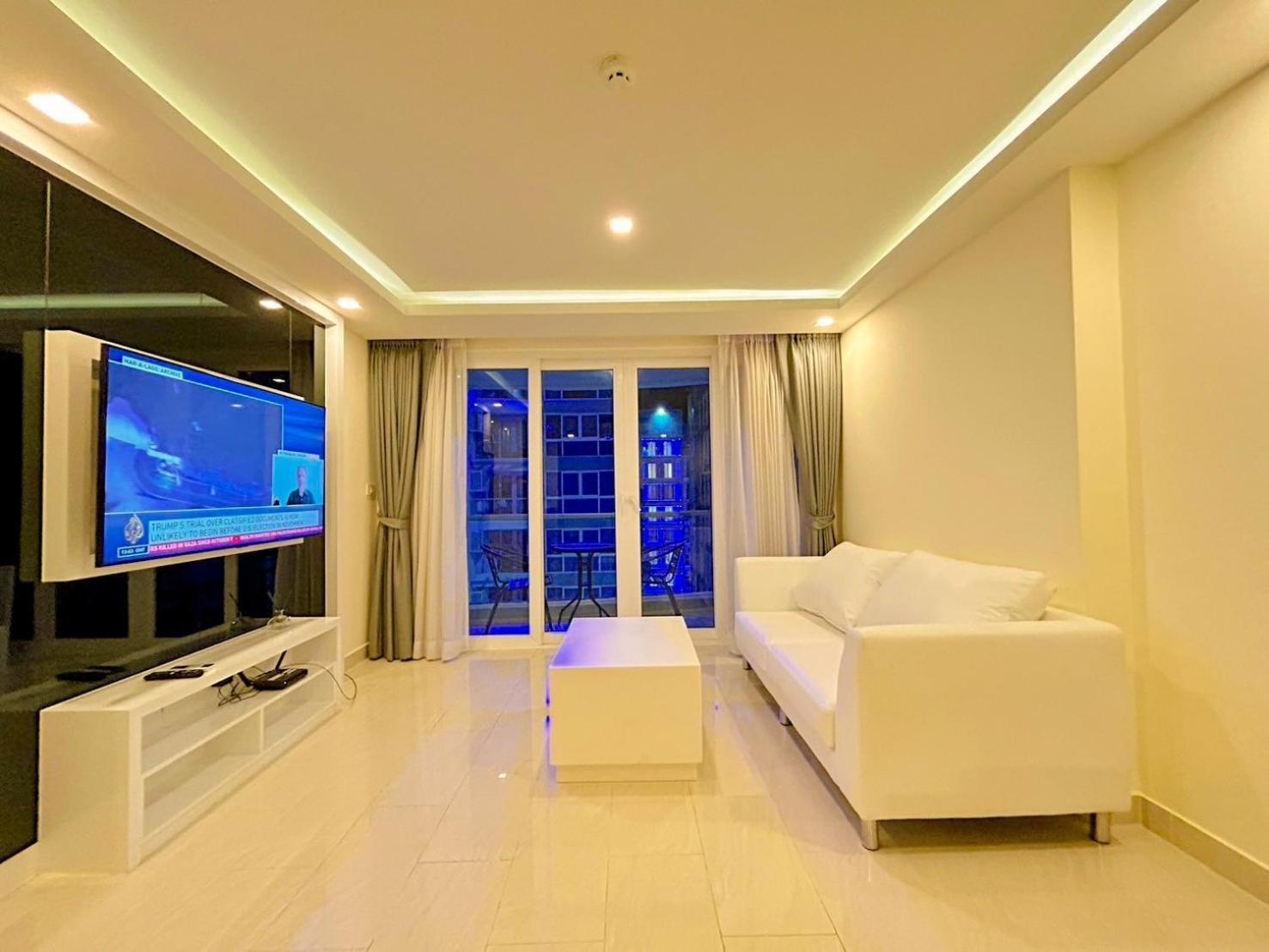 Grand Avenue Residence Condominium Pattaya ภายนอก รูปภาพ