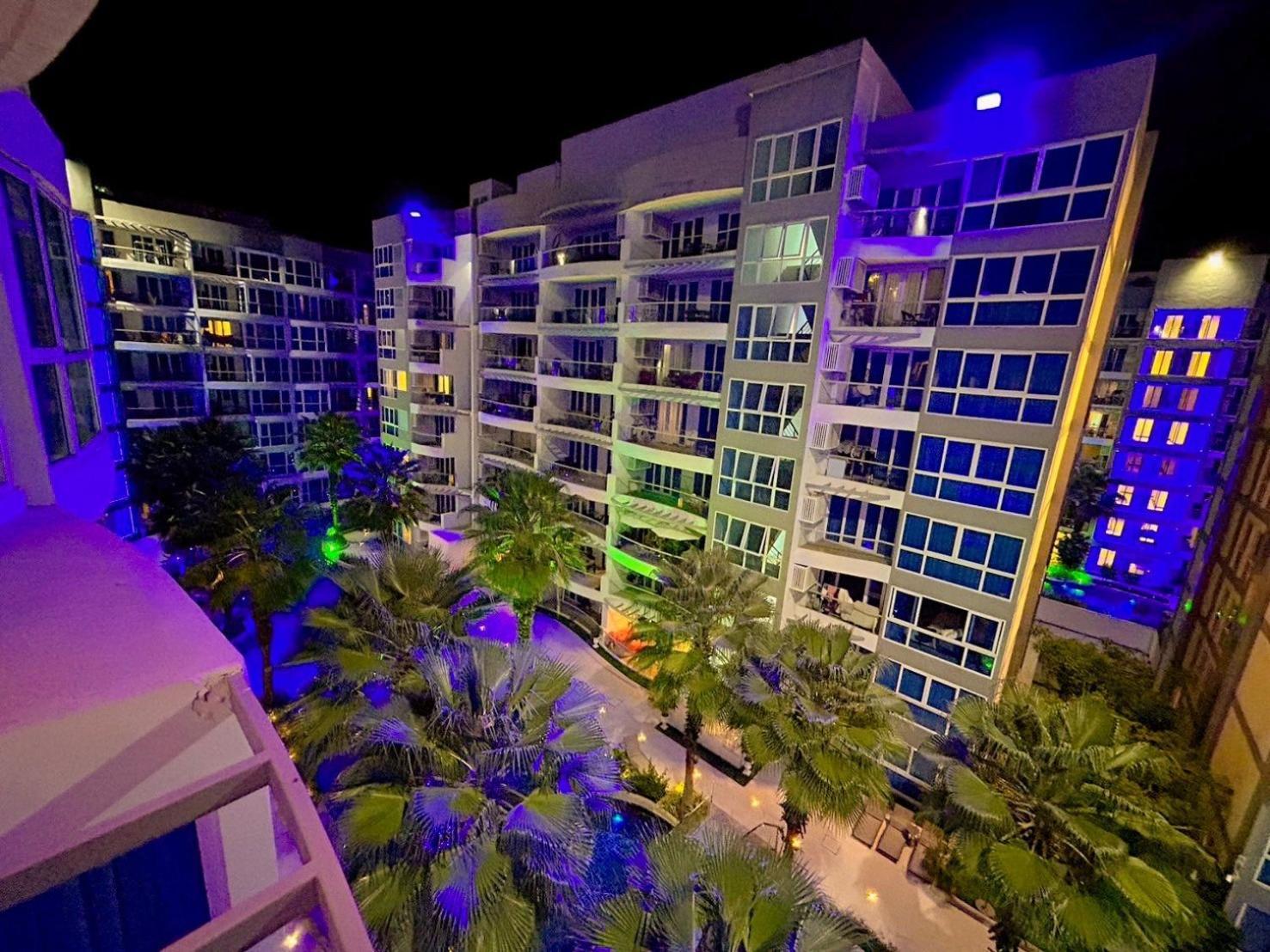 Grand Avenue Residence Condominium Pattaya ภายนอก รูปภาพ