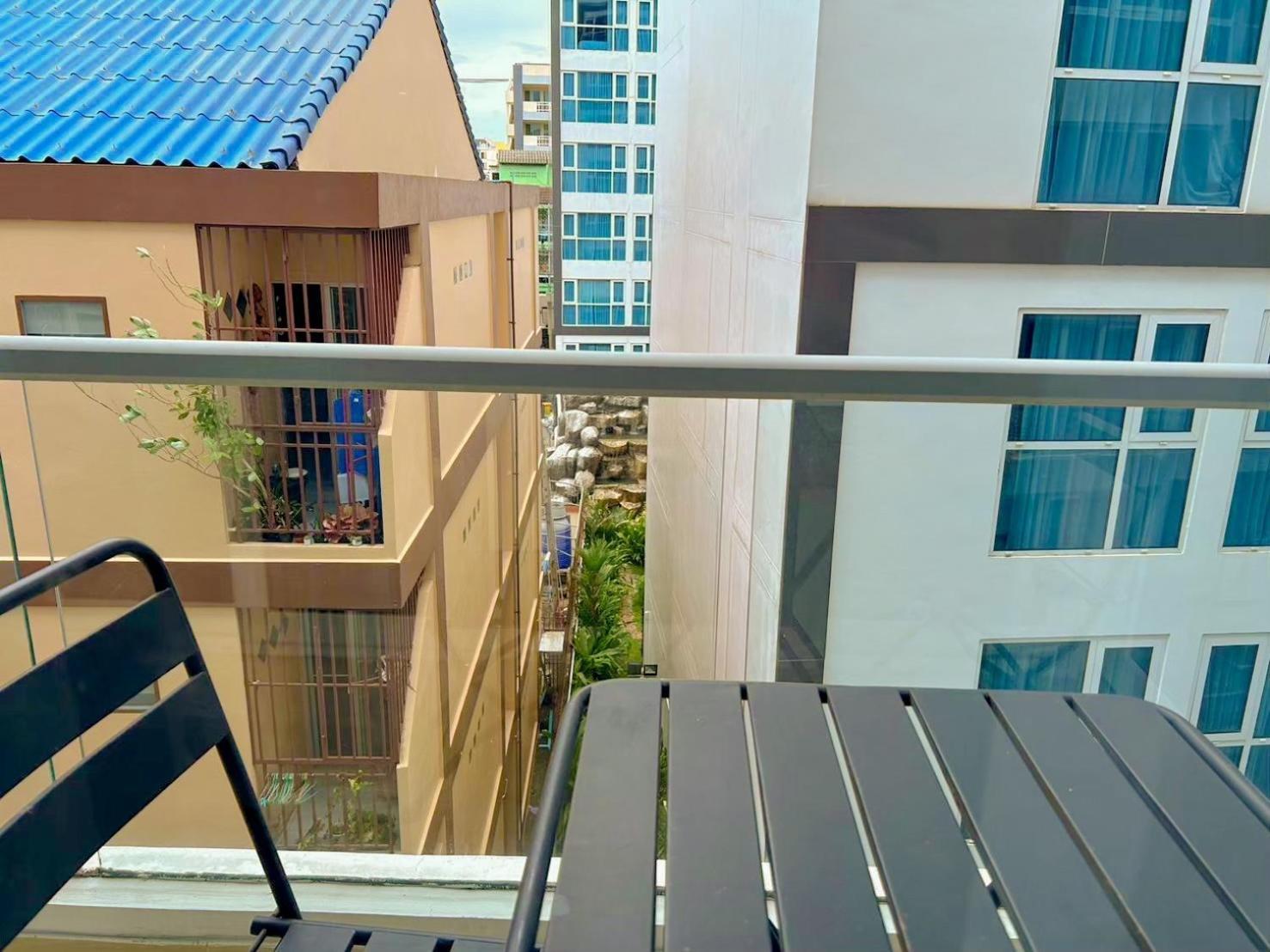 Grand Avenue Residence Condominium Pattaya ภายนอก รูปภาพ
