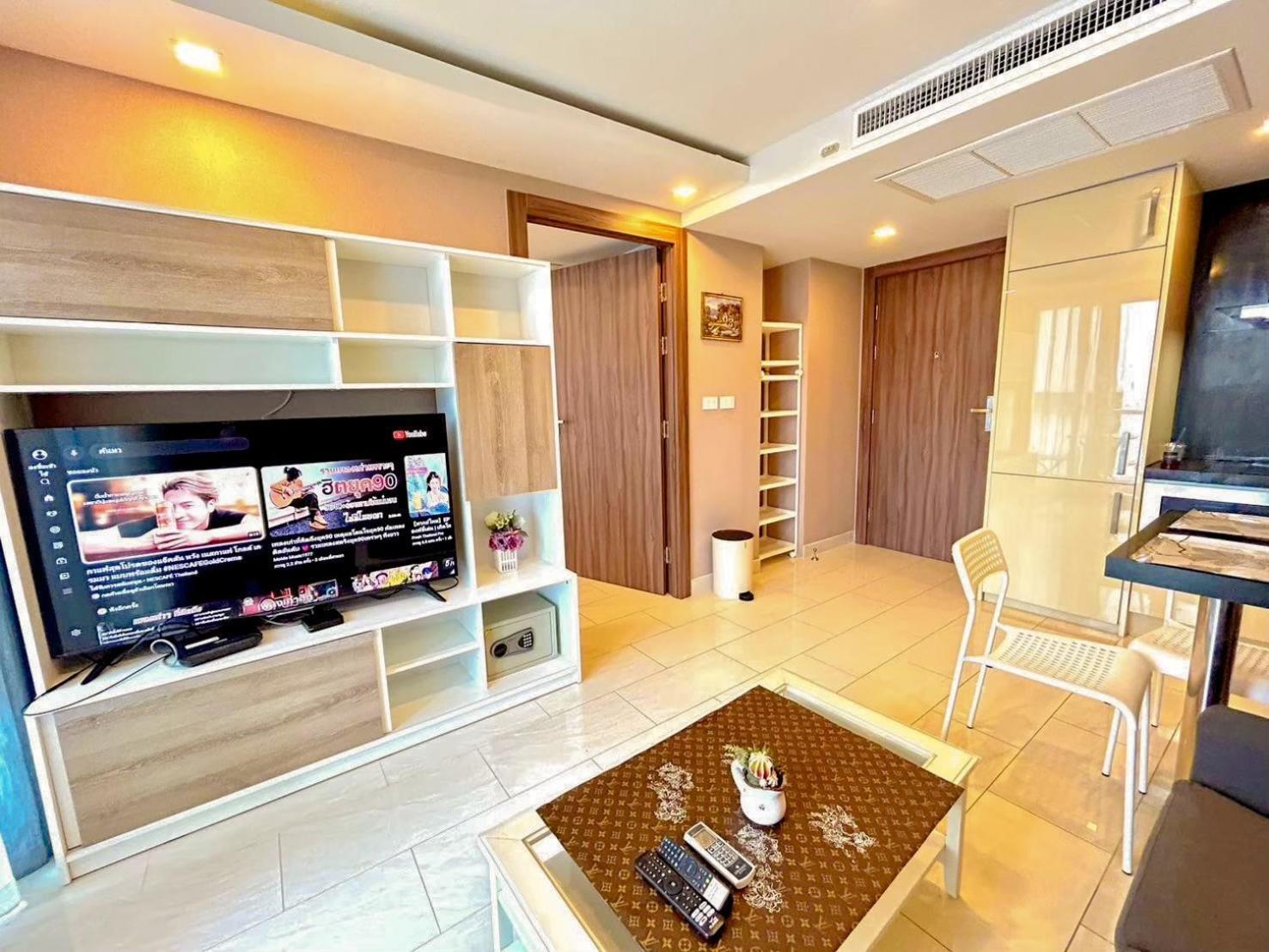 Grand Avenue Residence Condominium Pattaya ภายนอก รูปภาพ